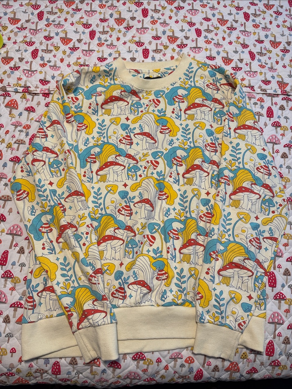 Delusions of Grandeur men’s Cream Mushroom-Print Crewneck Sweatshirt psychedelic